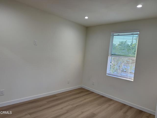 Foto del edificio - 22306 Kittridge St