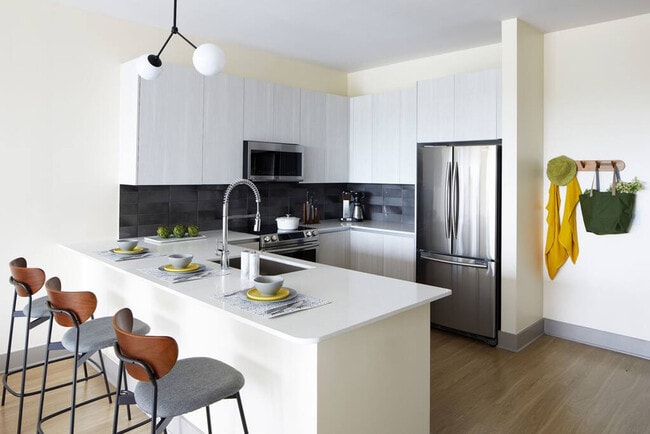 Foto del edificio - 1050 Howell Mill Rd NW