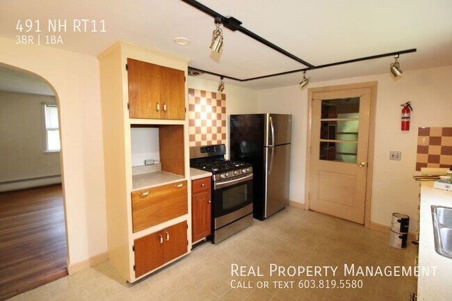 Foto del edificio - Spacious 3 Bedroom Ranch Style Home in Far...