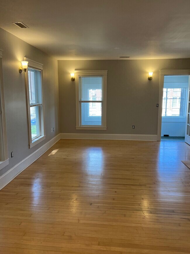 Foto del edificio - 1119 4th St NE