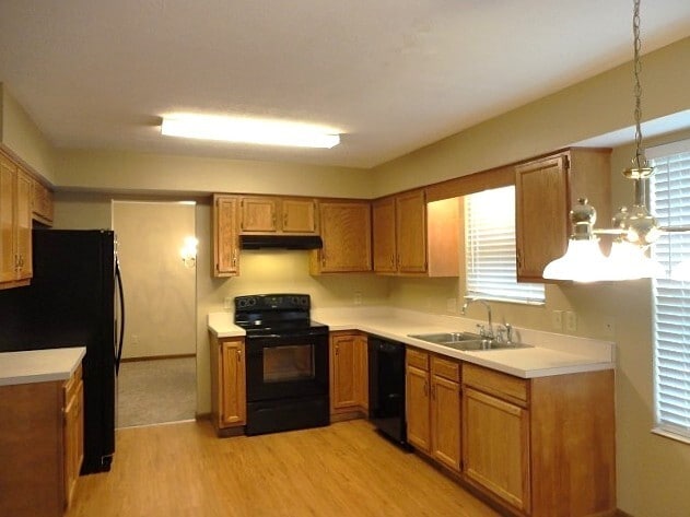 Building Photo - 4747 Circle Dr