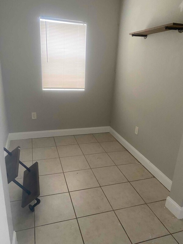 Photo - 1946 W Dallas St Apartment