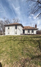 Building Photo - 6121 N Baltimore Ave