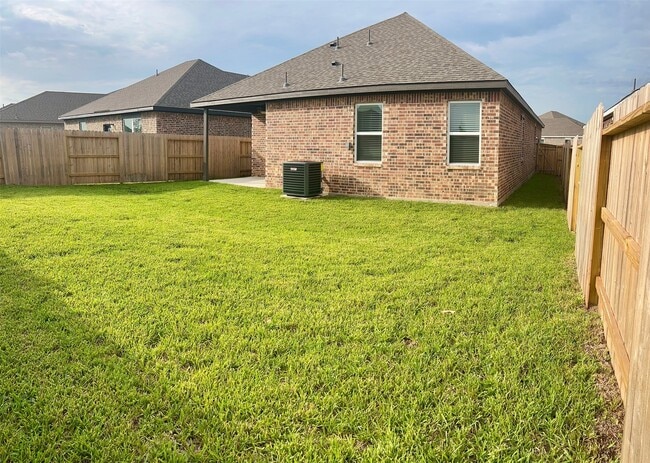 Building Photo - 1031 Rosewood Trl