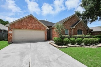 Building Photo - 18027 Parkwille Ln
