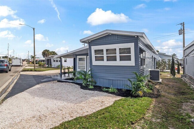 Building Photo - 2206 Florida Blvd