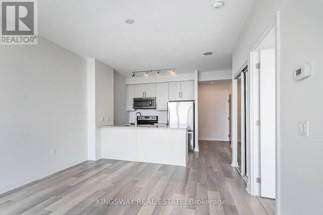 Building Photo - 3975 Grand Park Dr
