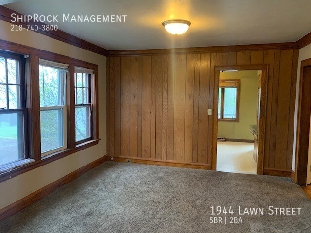 Foto del edificio - 1944 Lawn St