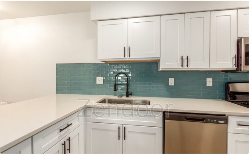Foto principal - 302 E Monte Vista Rd