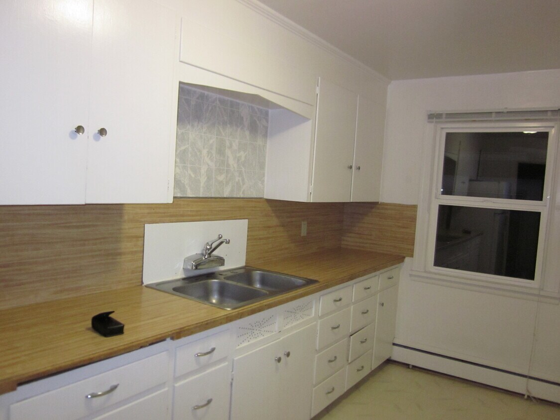 cocina amplia - 2009 24th St