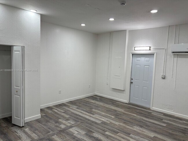 Foto del edificio - 30806 SW 192nd Ave