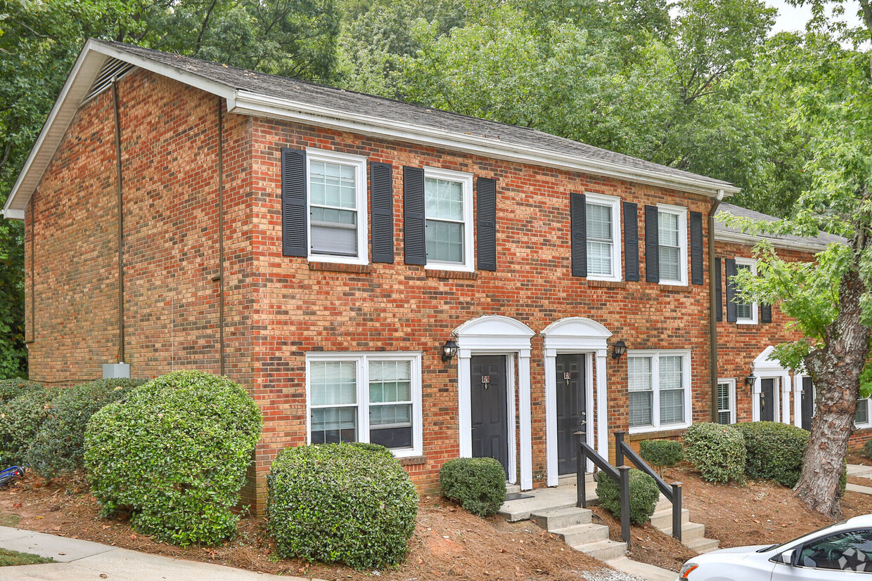 Primary Photo - Westchester Townhomes