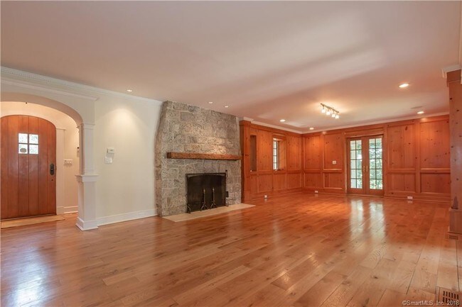 Foto del edificio - 3 Ridge Farms Rd