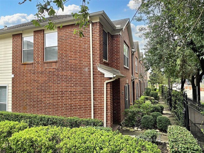 Foto del edificio - 2211 Runnels St
