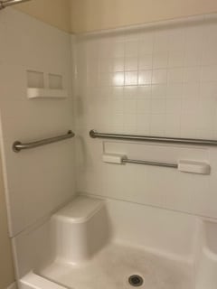 Building Photo - 1613 Hickory Trace Dr