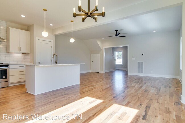 Foto del edificio - 3 br, 2.5 bath House - 2420 Stivers Street