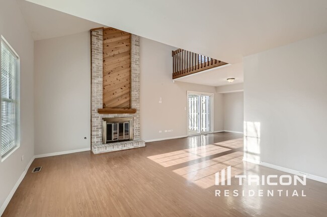 Building Photo - 3106 Anton Cir