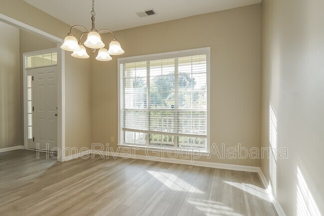 Foto del edificio - 200 Heather Ridge Cir