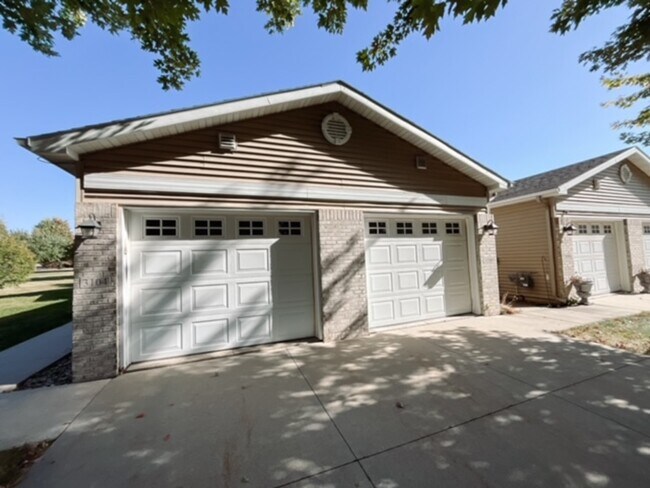 Foto del edificio - 3100 River Falls Ct NW
