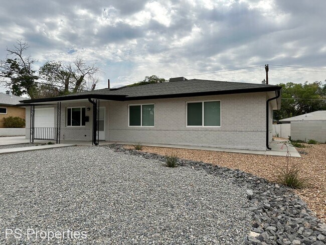 Foto del edificio - 3 br, 1.5 bath House - 2008 Vermont St NE ...