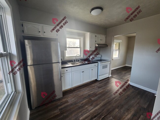 Foto del edificio - 2033 Covert Ave