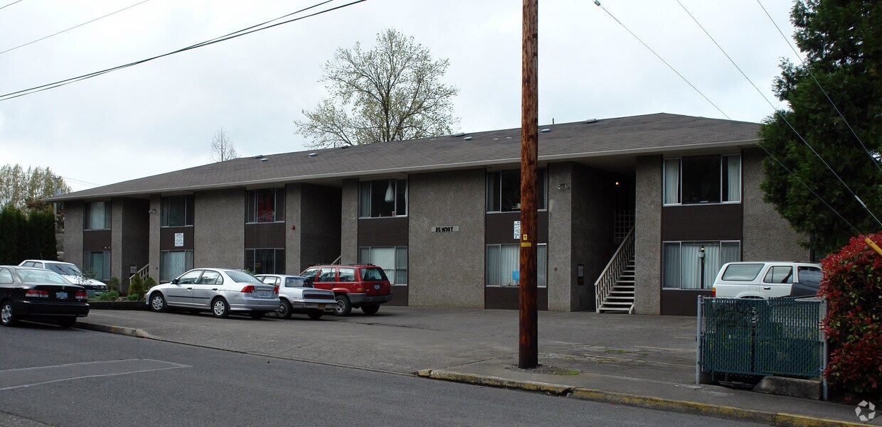 Building Photo - The Cedars Apartments