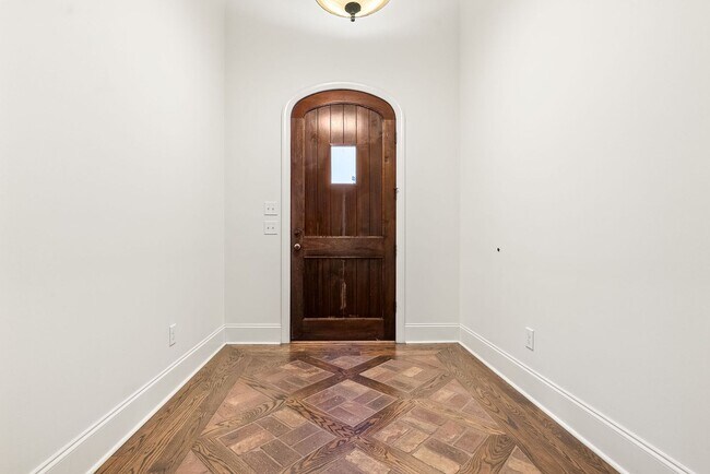 Foto del edificio - 1101 Blackman Cir