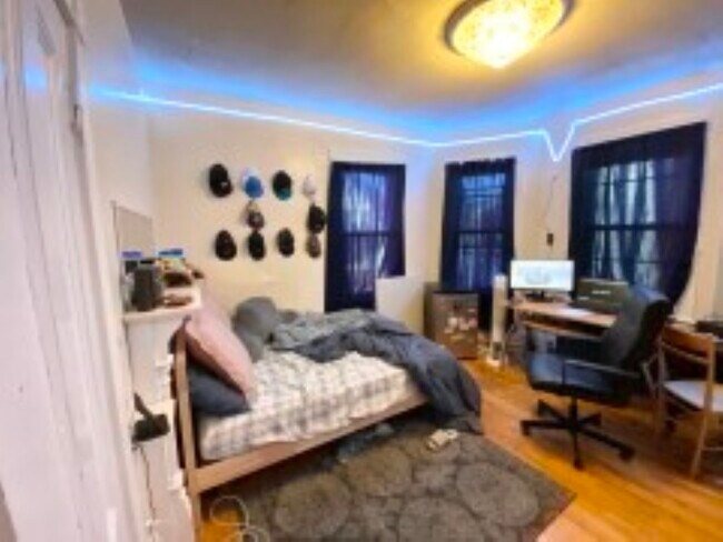 Foto del edificio - 55 Hillside St
