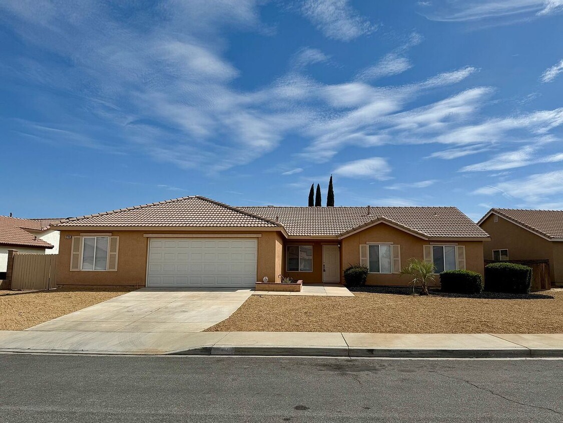 Foto principal - 12749 Alexia Way