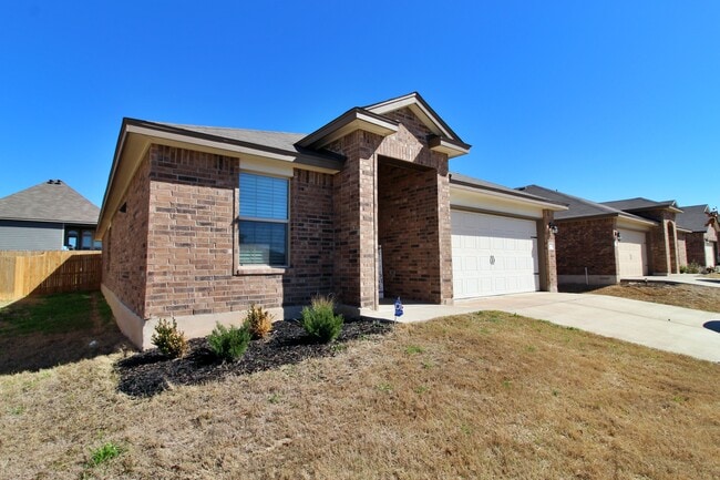 Building Photo - 2708 Risinger Rd