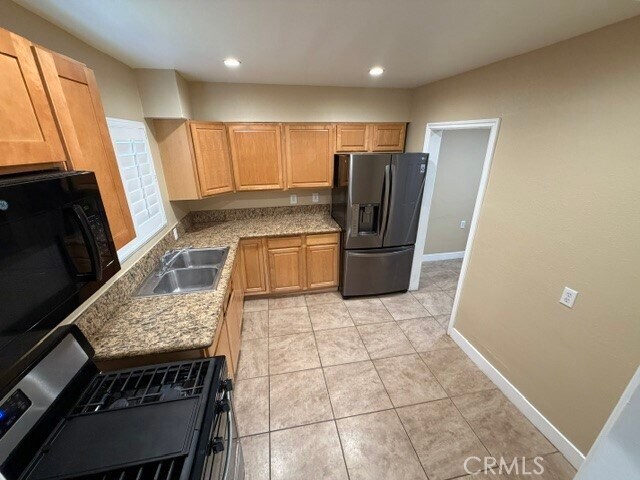 Foto del edificio - 3120 W 135th St