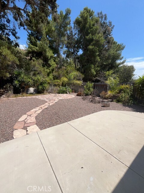 Foto del edificio - 13427 Starridge St