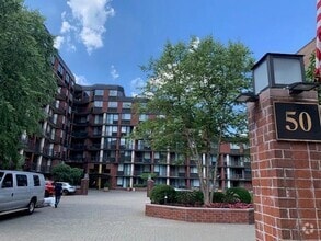 Building Photo - 50 E Hartsdale Ave