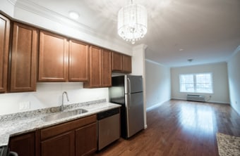 Building Photo - 48 Burling Ln