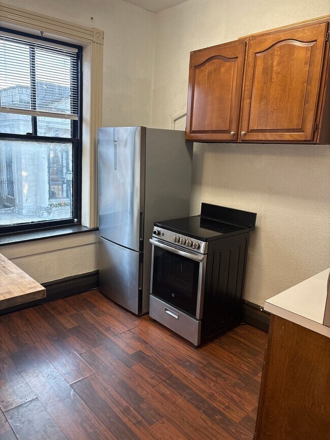 Foto del edificio - Cozy 1 Bedroom in Downtown York City with ...