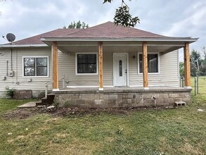 Building Photo - 810 N 12th St