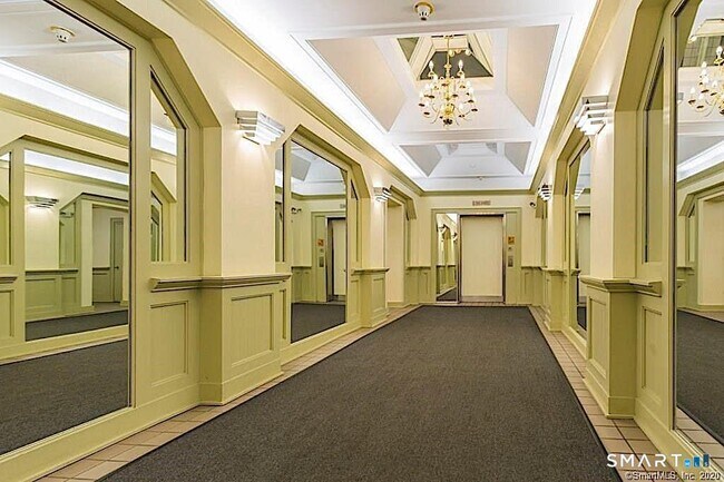 Foto del edificio - 196 Crown St