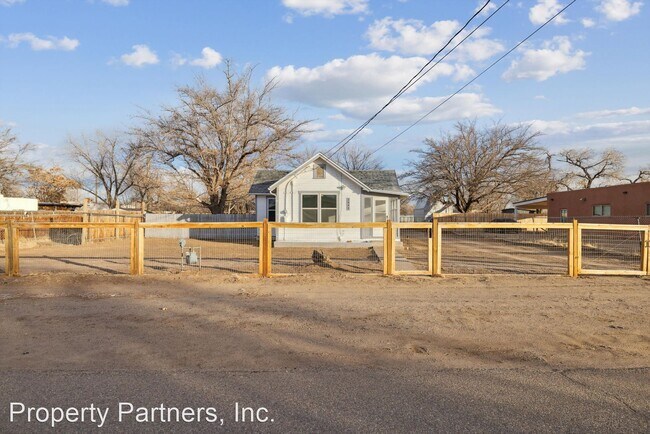 Foto del edificio - 2 br, 1 bath House - 1841 Del Norte Drive SW