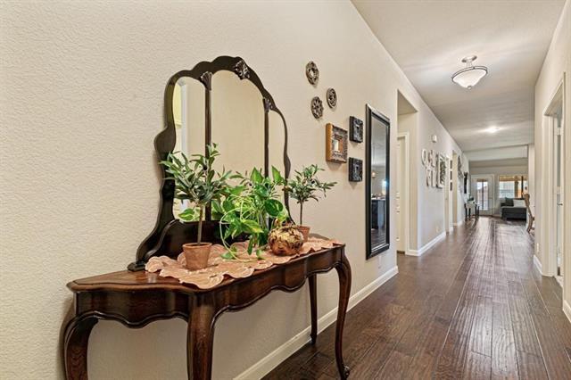 Building Photo - 2106 Blakehill Dr