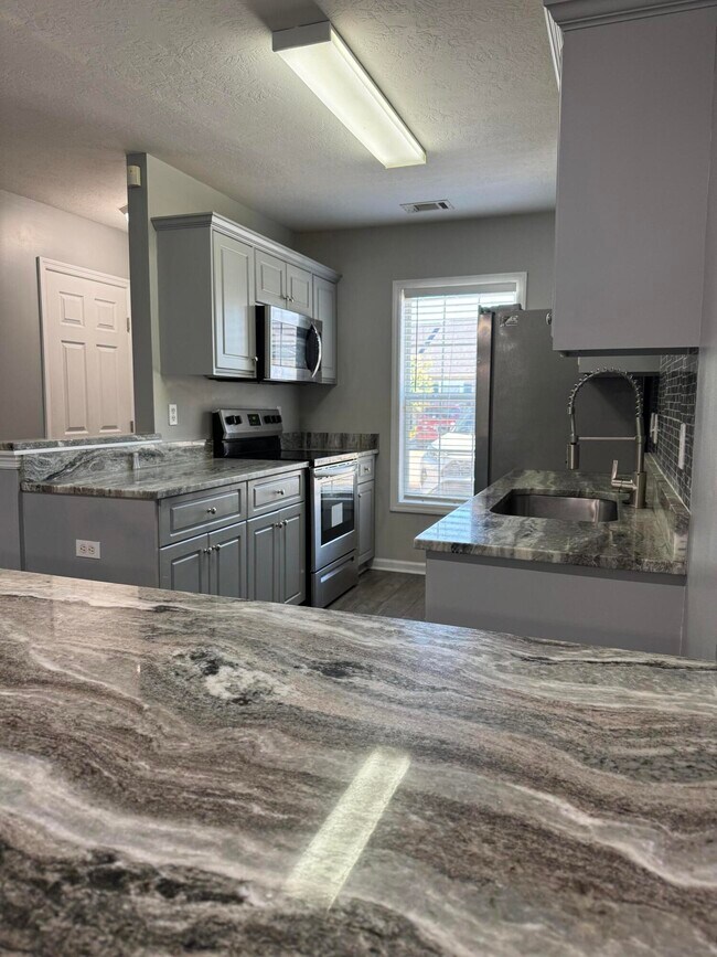 Foto del edificio - 7313 Dorado Dr