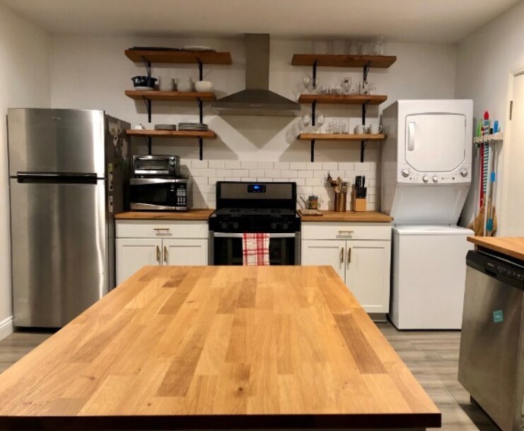 Primary Photo - 3726 W 58th Plz