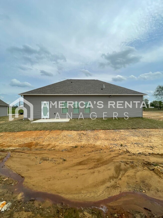 Foto del edificio - Available Now!! PRICE REDUCTION*** SIGN A ...