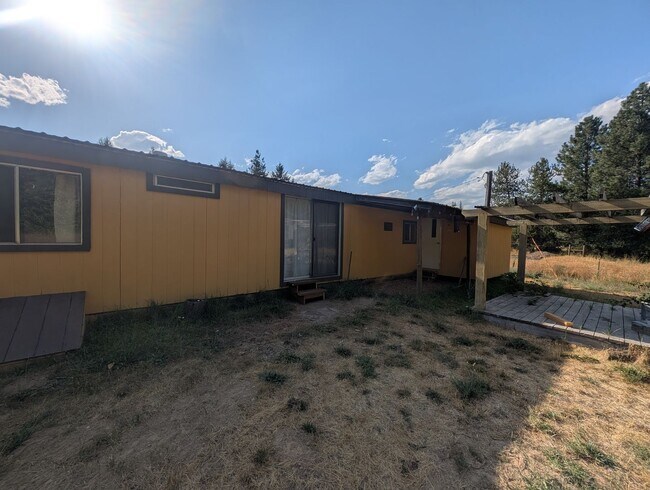 Building Photo - 2976 Deeter Rd