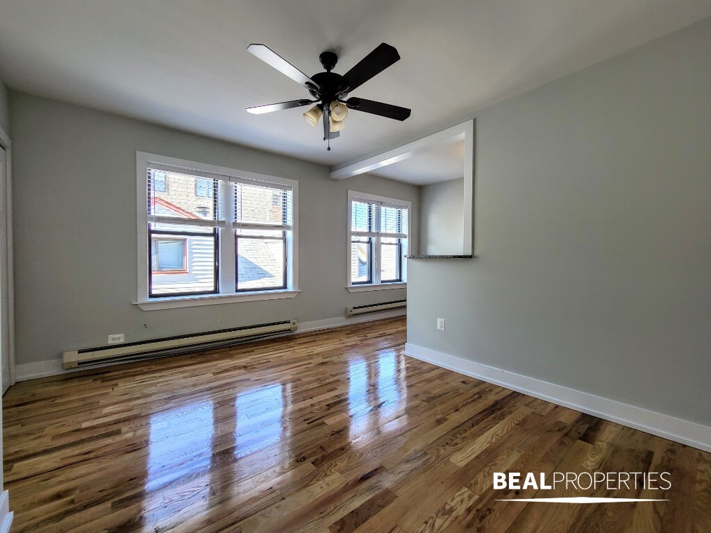 Primary Photo - 2844 N Orchard St