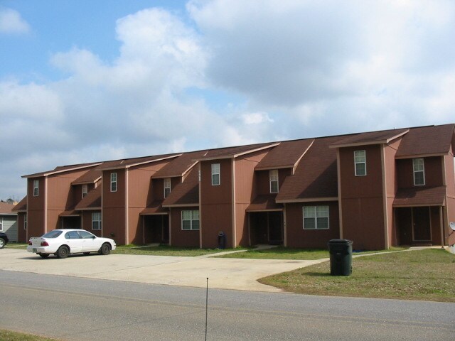 Foto principal - 6468 Confederate Dr