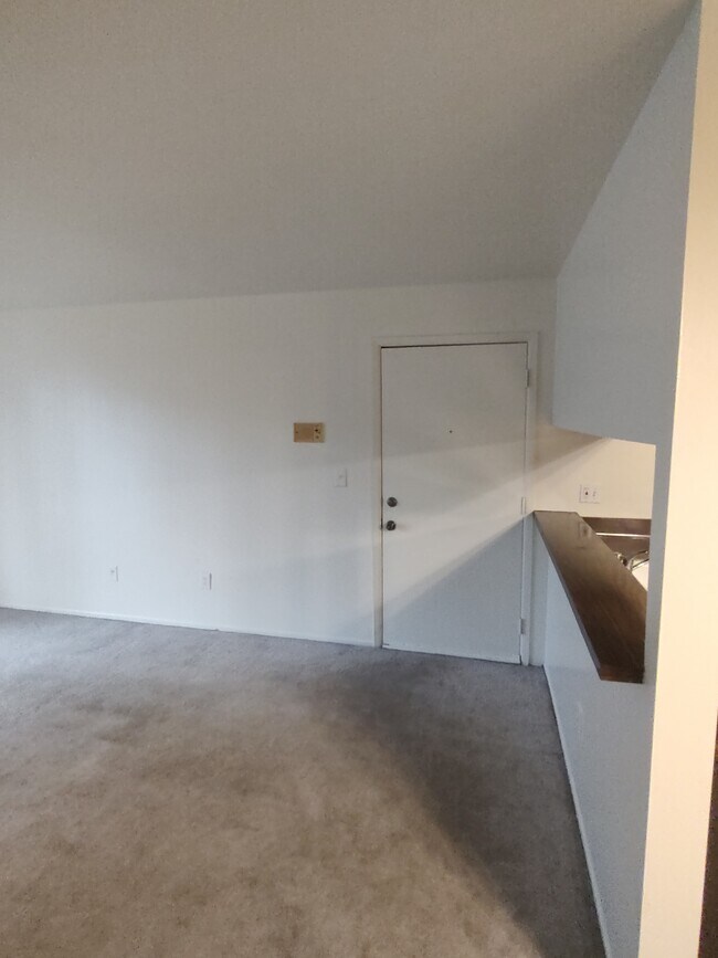 Foto del edificio - 29173 Hayes Rd