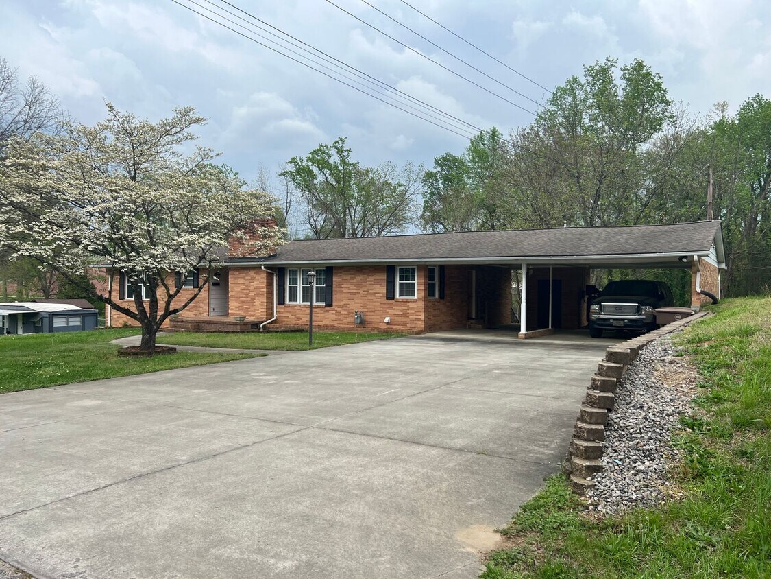 Foto principal - 733 Pine St