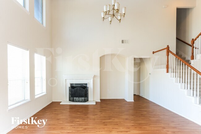 Foto del edificio - 3213 Bloomfield Trail