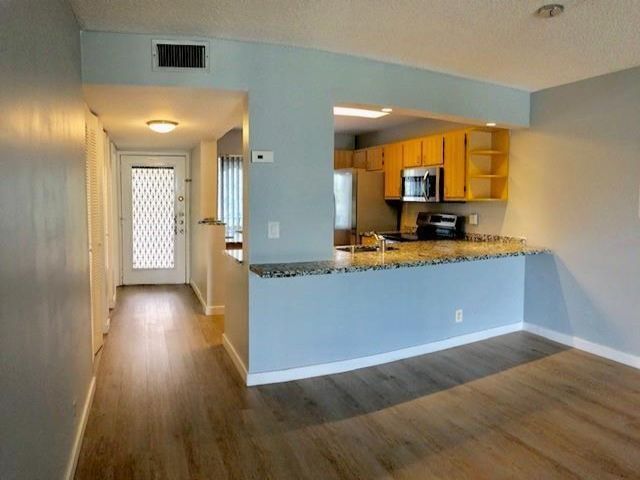 Foto del edificio - 7740 NW 50th St