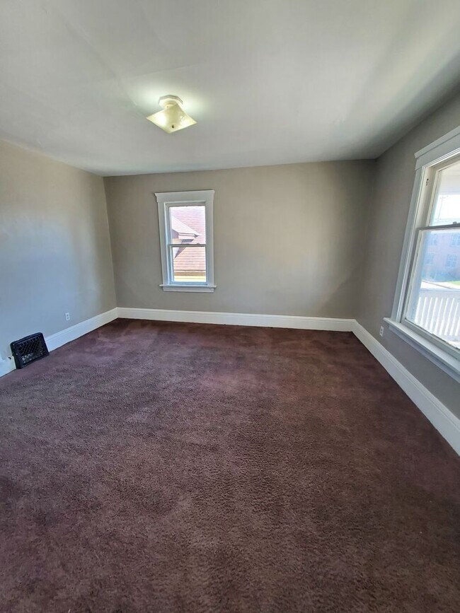 Foto del edificio - 2235 Racine St